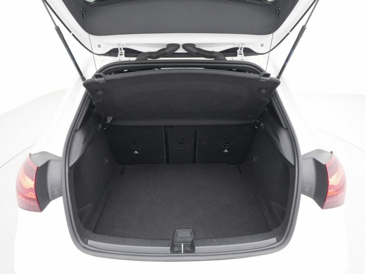 Imagem do veículo 23 / 23