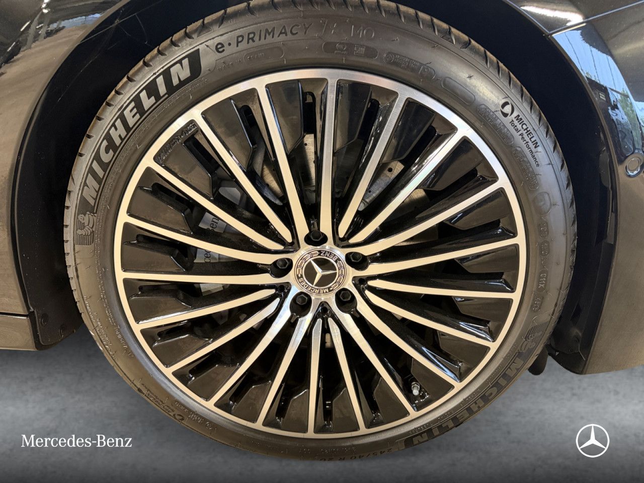 Mercedes-Benz E-Klasse – Bild 2