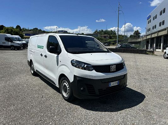 Vehicle image 2 / 16