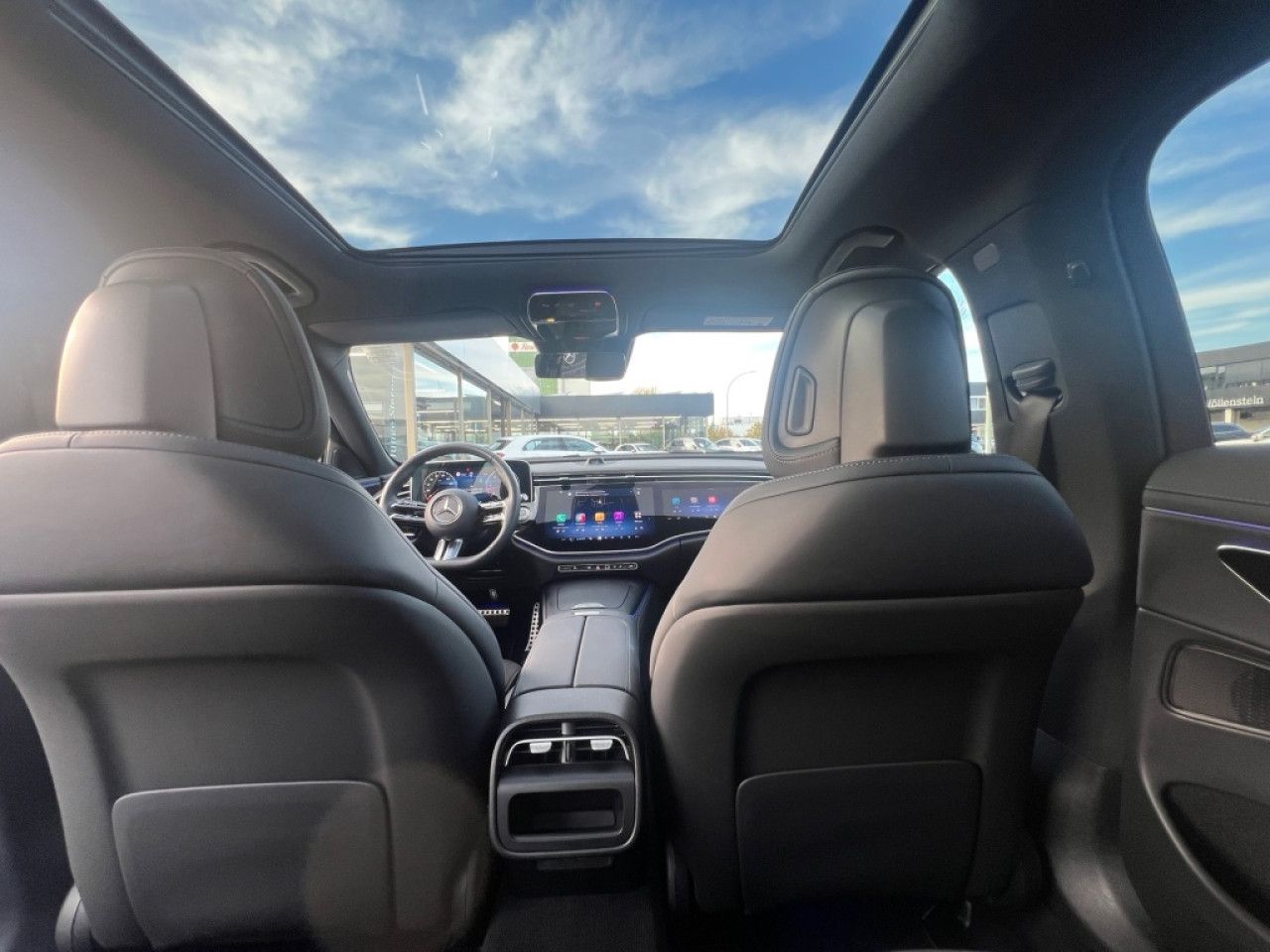 Mercedes-Benz E-Klasse – Bild 24