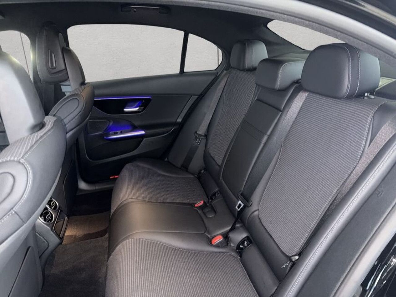 Mercedes-Benz C-Klasse – Bild 15