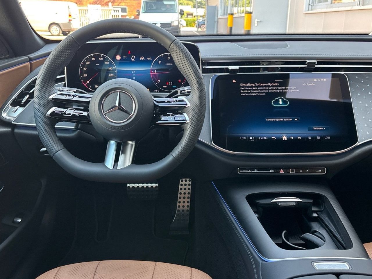 Mercedes-Benz E-Klasse – Bild 8