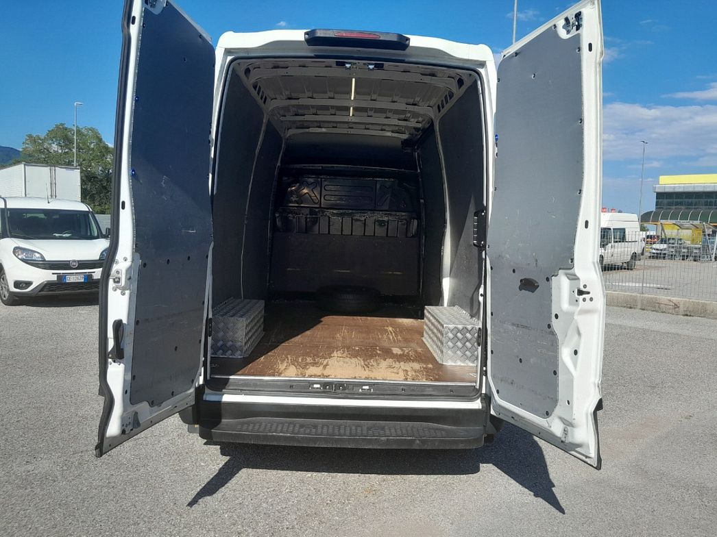IVECO | IVECO 35S15V--FURGONE-3520 L