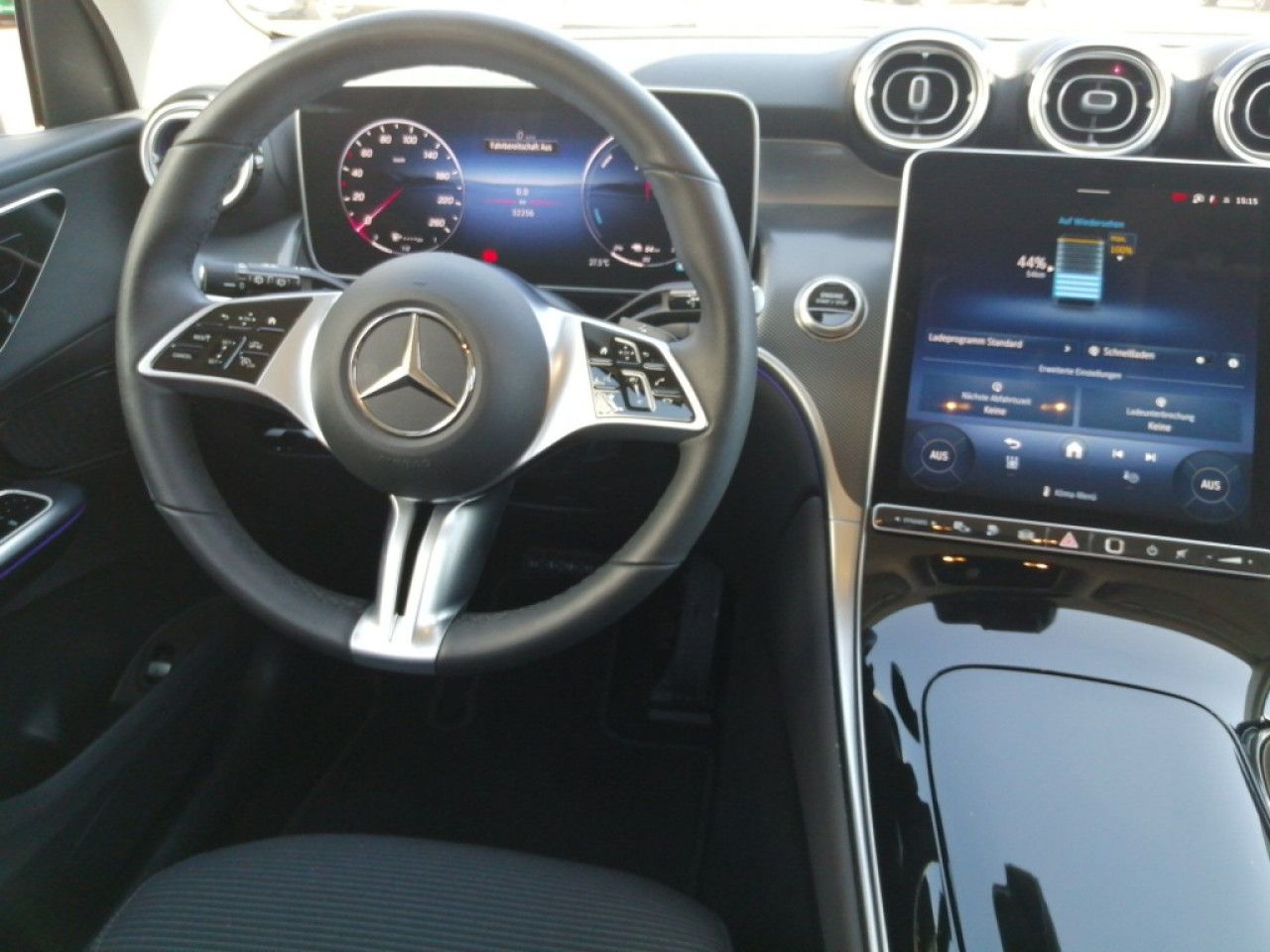 Mercedes-Benz GLC – Bild 9