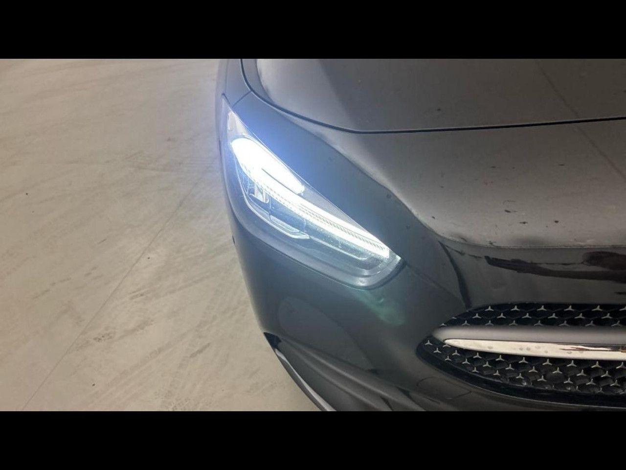 Photo du véhicule 17 / 18
