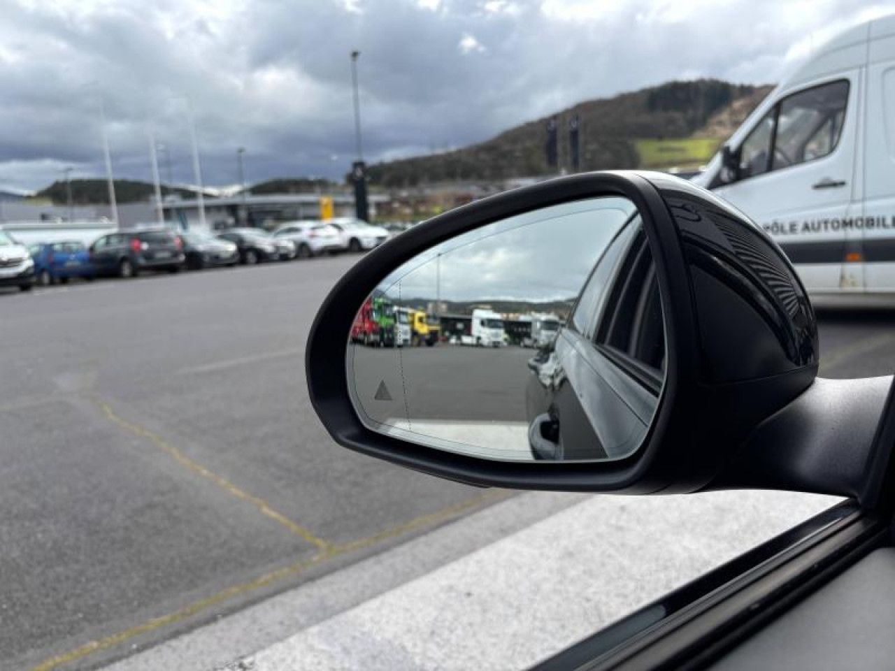 Photo du v&eacute;hicule 15 / 15