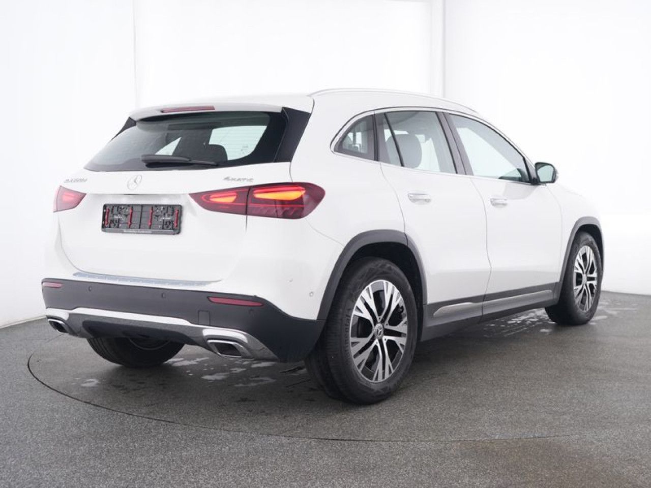 Mercedes-Benz GLA – Bild 2