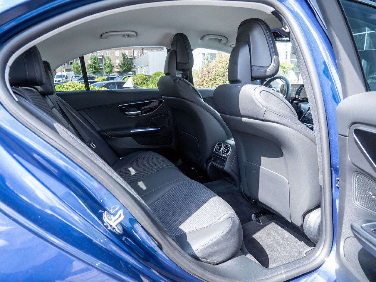 Mercedes-Benz C-Klasse – Bild 8