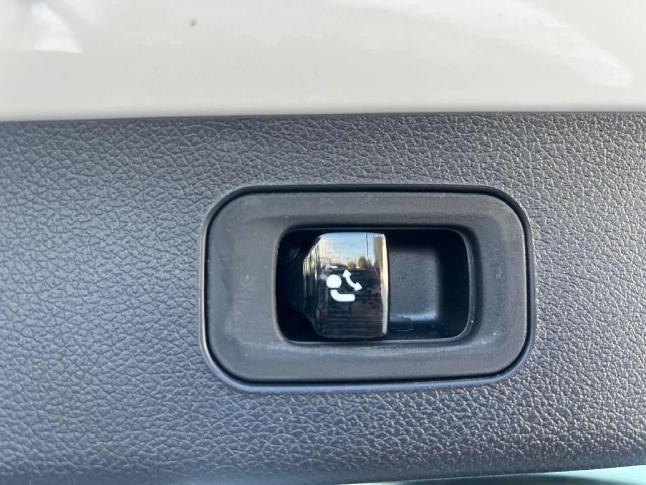 Mercedes-Benz E-Klasse – Bild 29