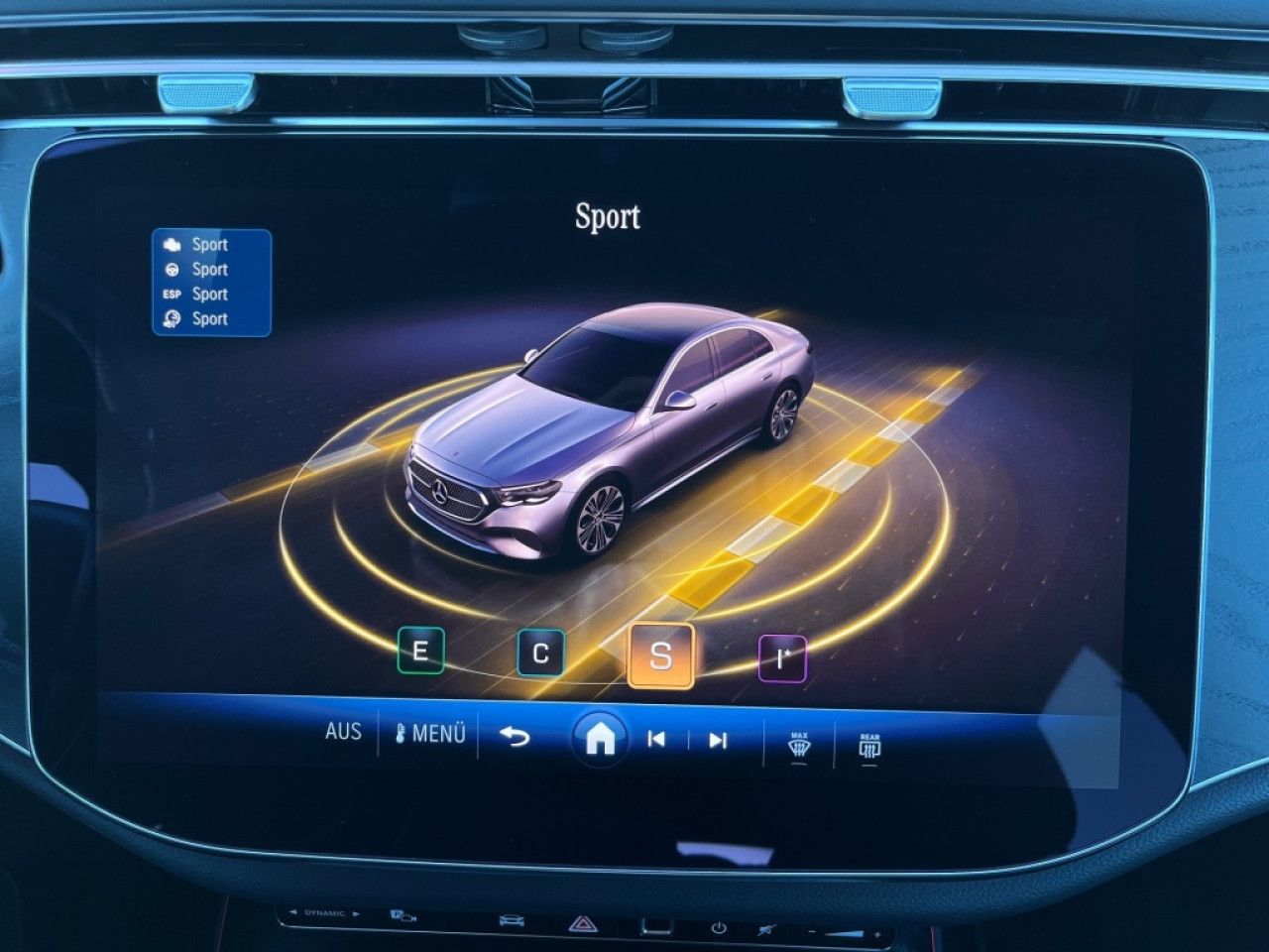 Mercedes-Benz E-Klasse – Bild 26
