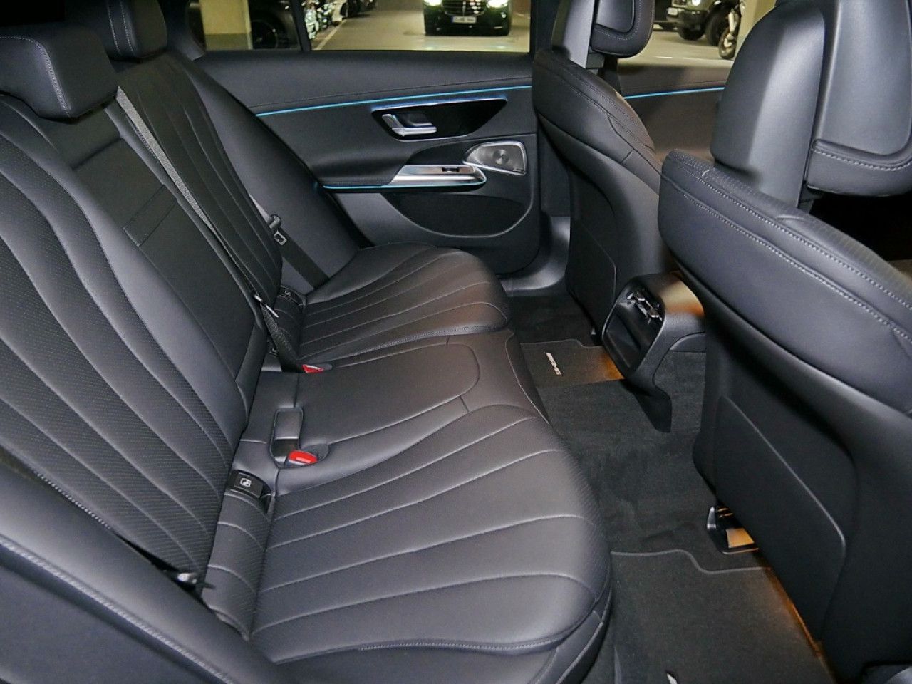 Mercedes-Benz E-Klasse – Bild 7
