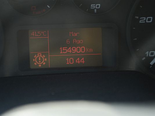 Vehicle image 5 / 6
