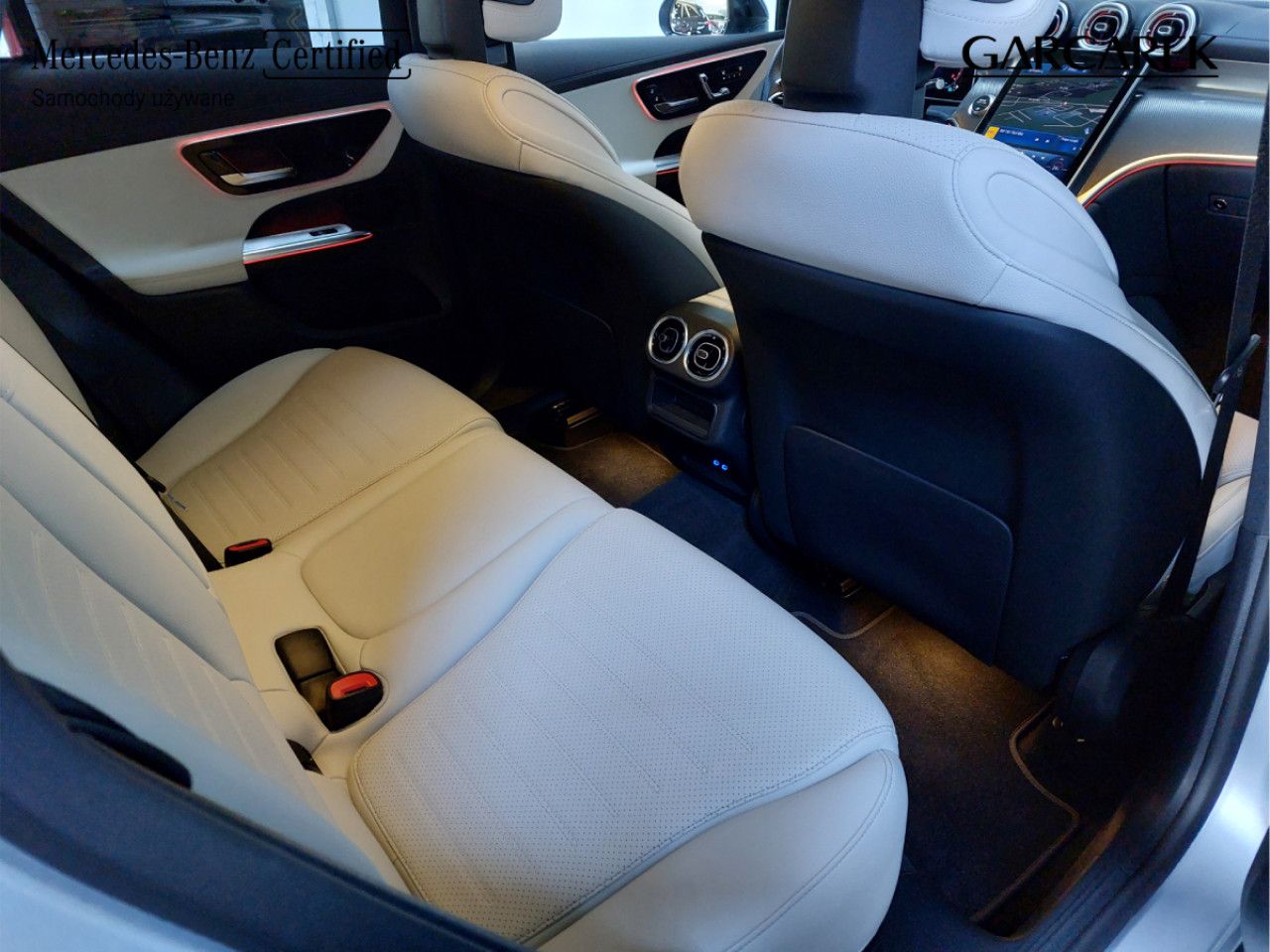 Zdjęcie pojazdu 11 / 19