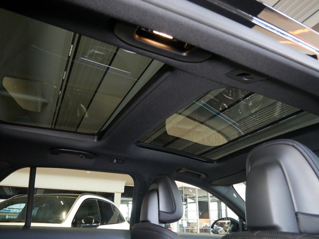 Mercedes-Benz E-Klasse – Bild 8