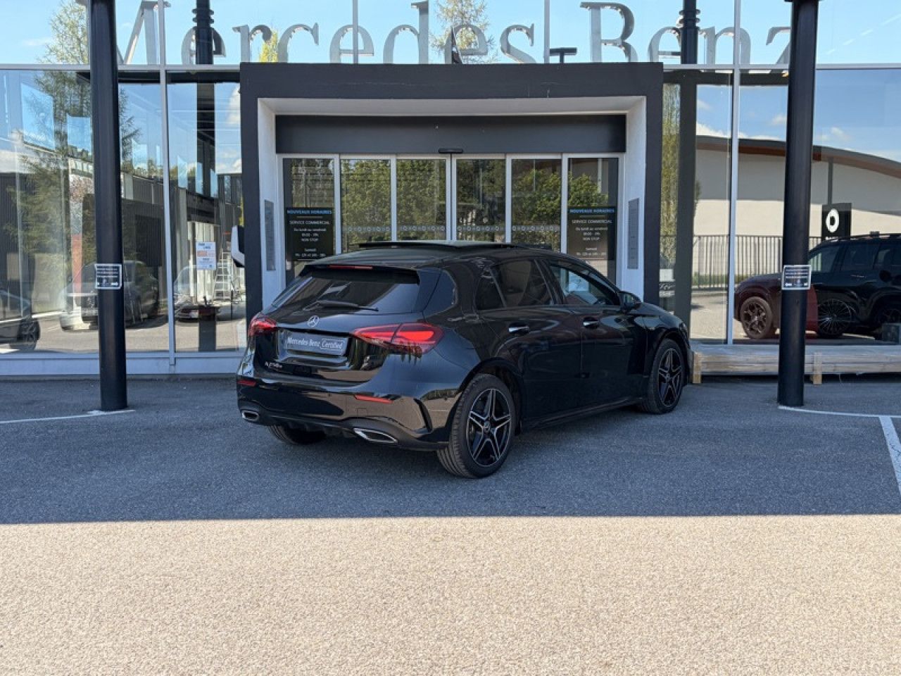 Photo du v&eacute;hicule 4 / 18