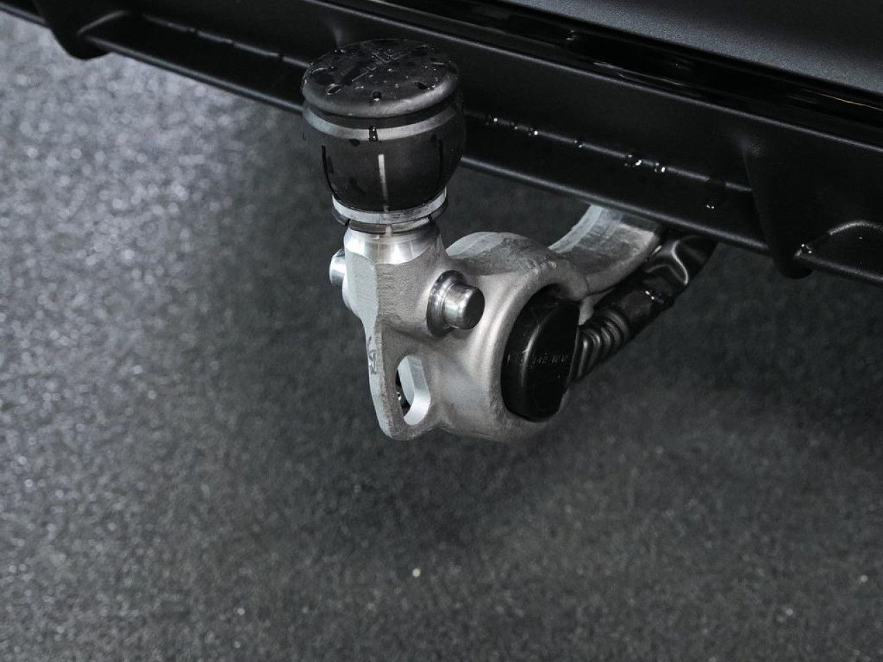 Mercedes-Benz E-Klasse – Bild 17