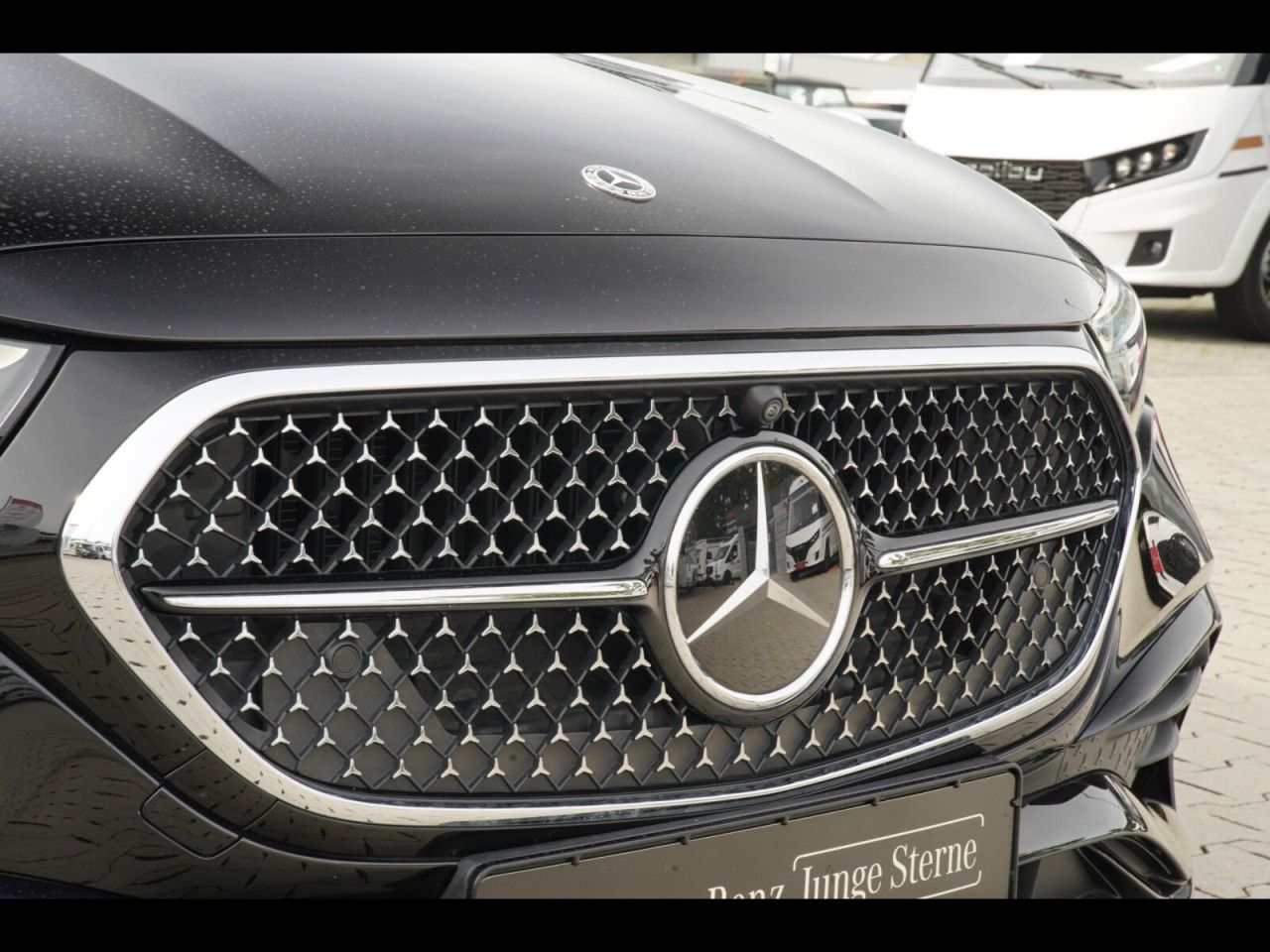 Mercedes-Benz E-Klasse – Bild 23