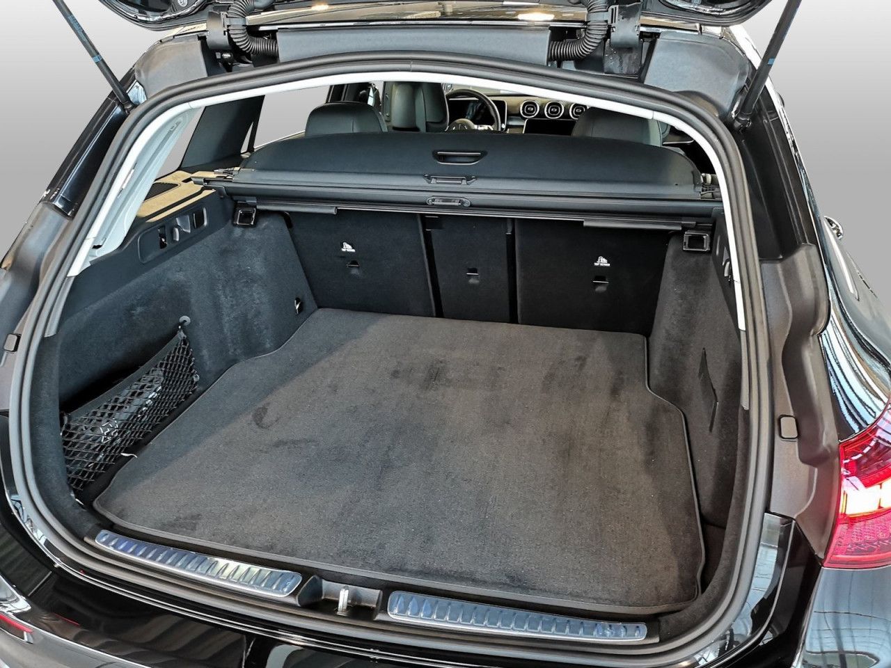 Mercedes-Benz C-Klasse – Bild 17