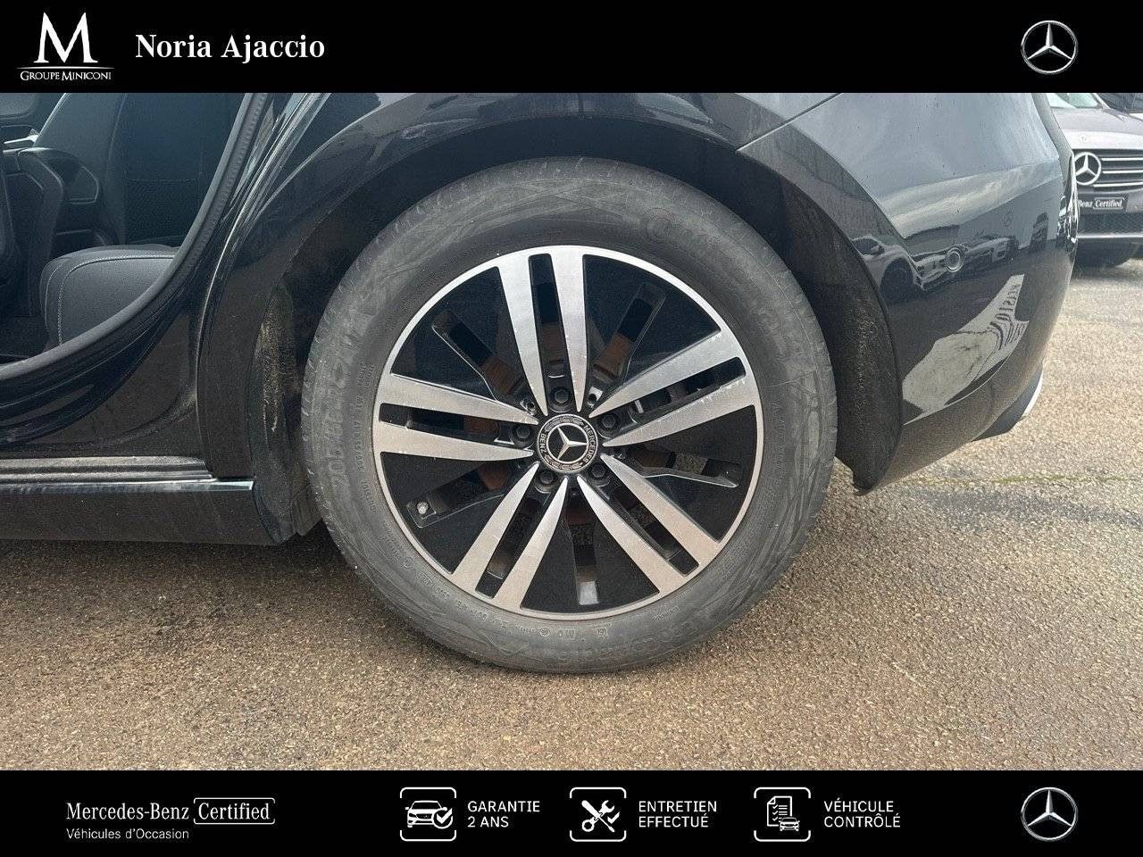 Photo du v&eacute;hicule 11 / 12