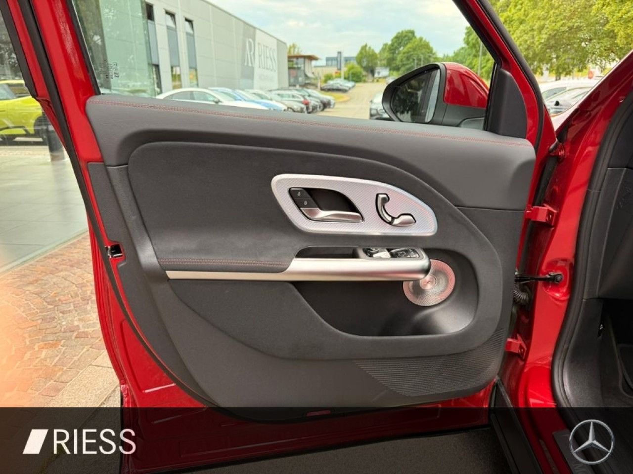Mercedes-Benz GLB – Bild 3