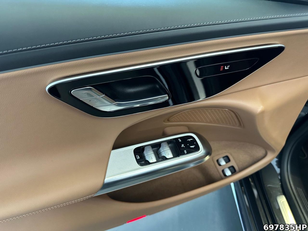 Mercedes-Benz E-Klasse – Bild 14