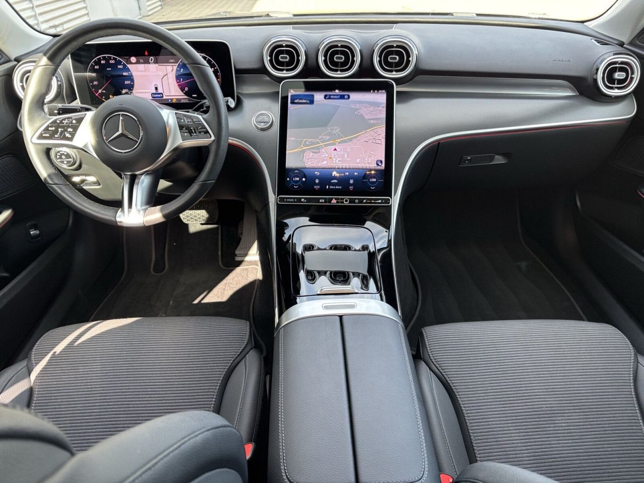 Mercedes-Benz C-Klasse – Bild 15