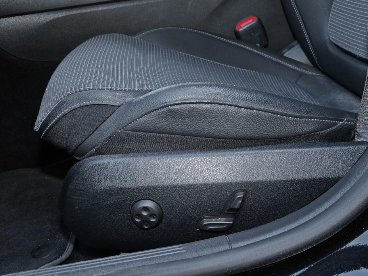 Mercedes-Benz C-Klasse – Bild 16