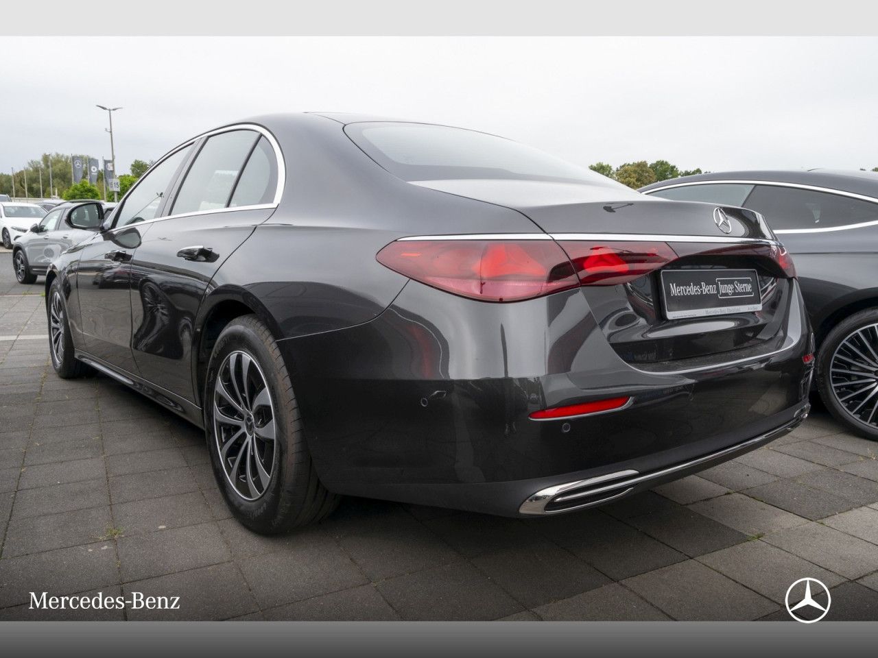 Mercedes-Benz E-Klasse – Bild 8