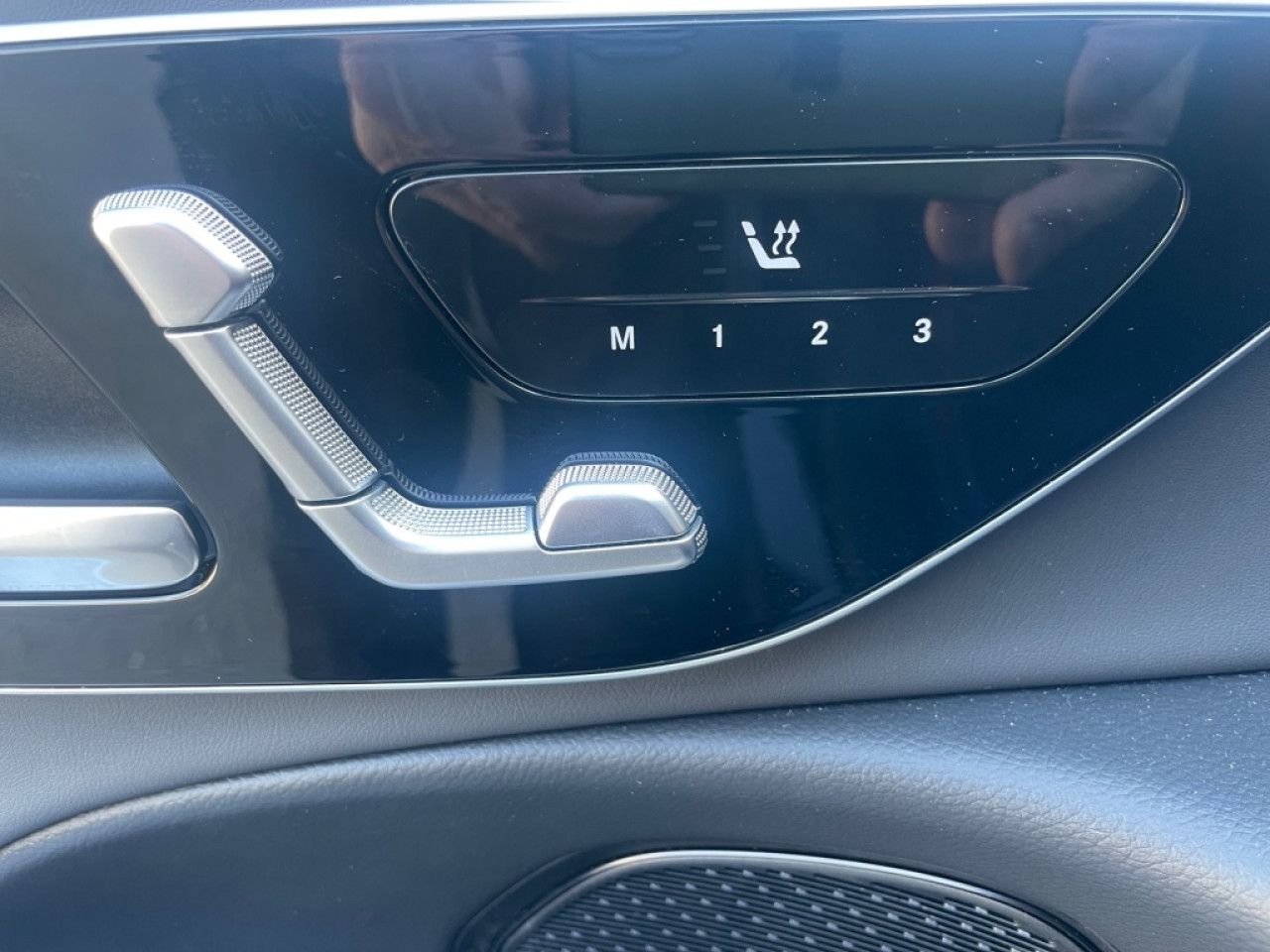 Mercedes-Benz E-Klasse – Bild 17