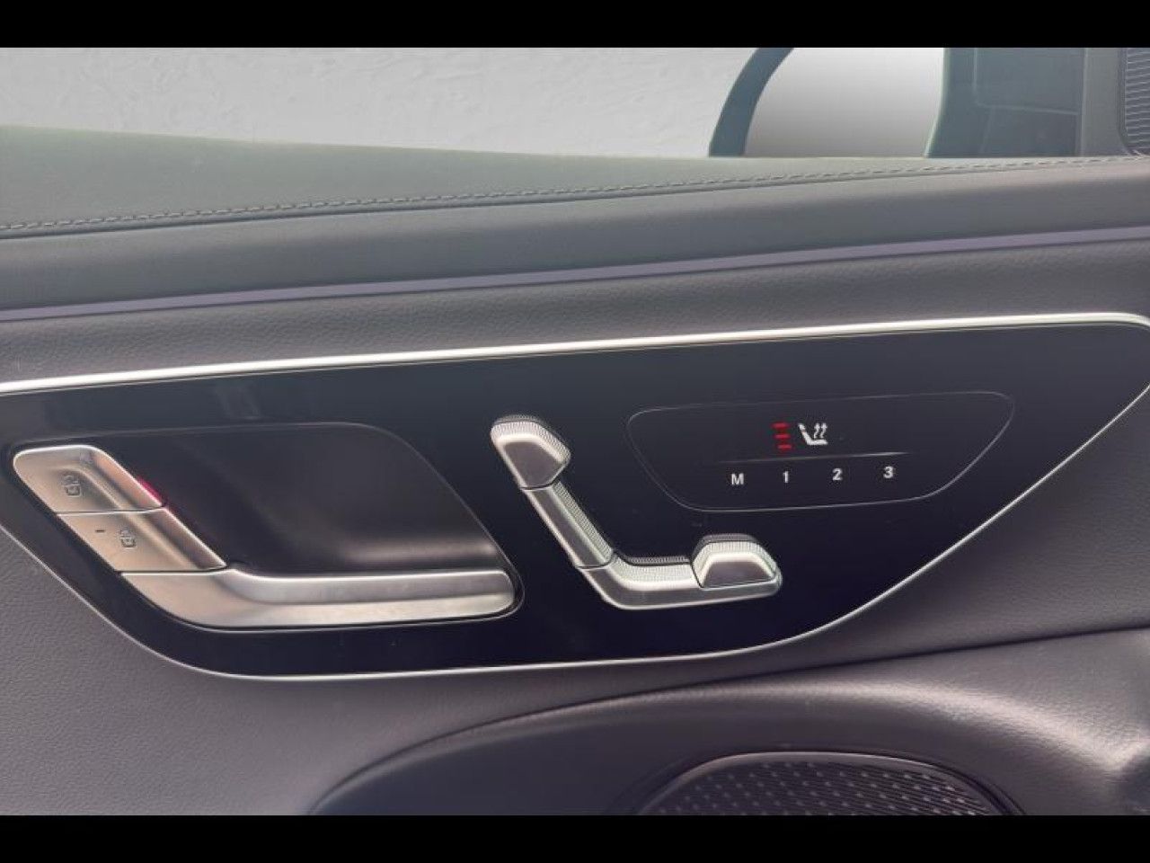 Photo du v&eacute;hicule 14 / 18