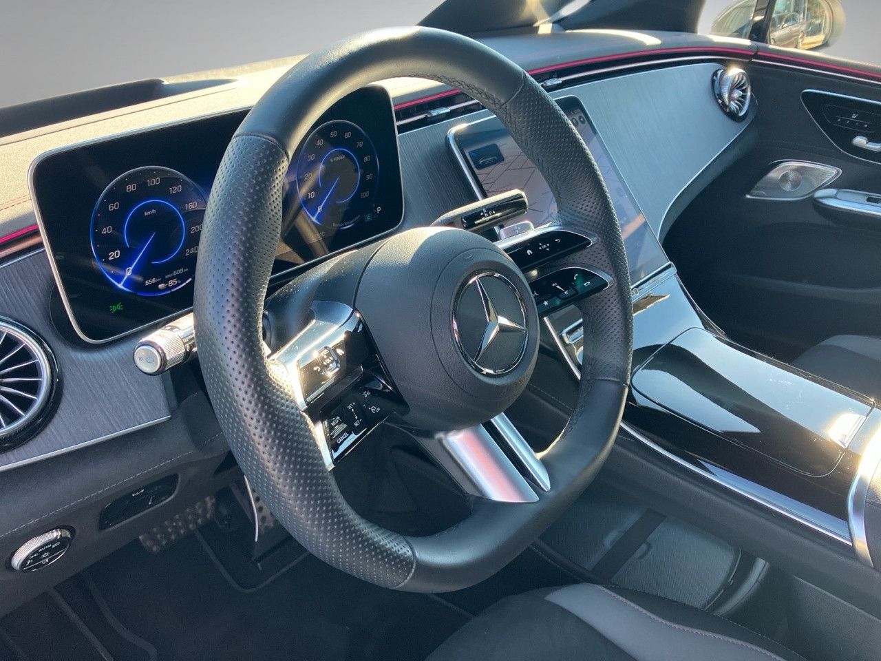 Mercedes-Benz EQE – Bild 15