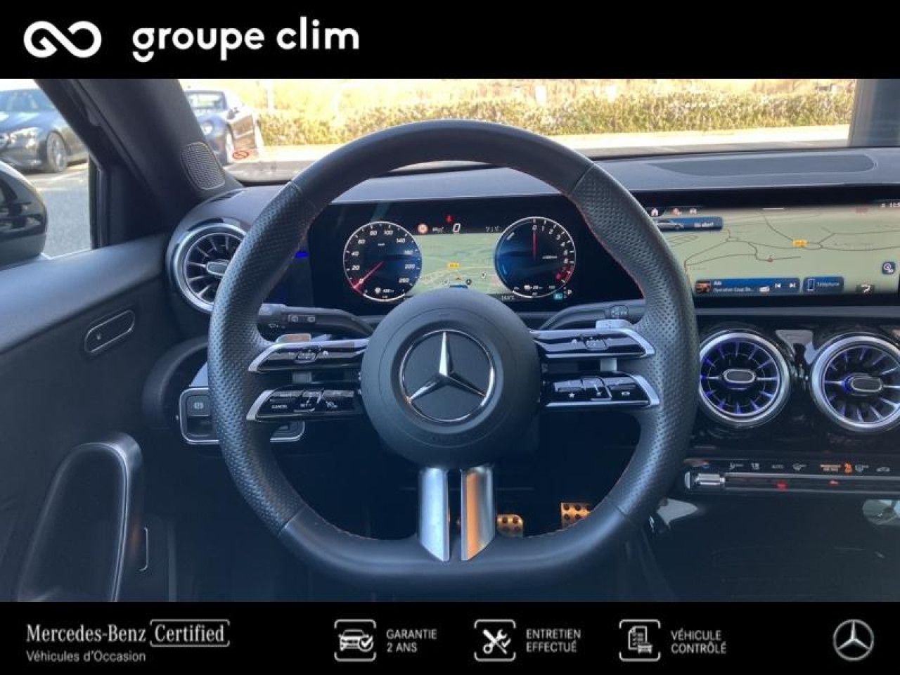 Photo du v&eacute;hicule 8 / 18