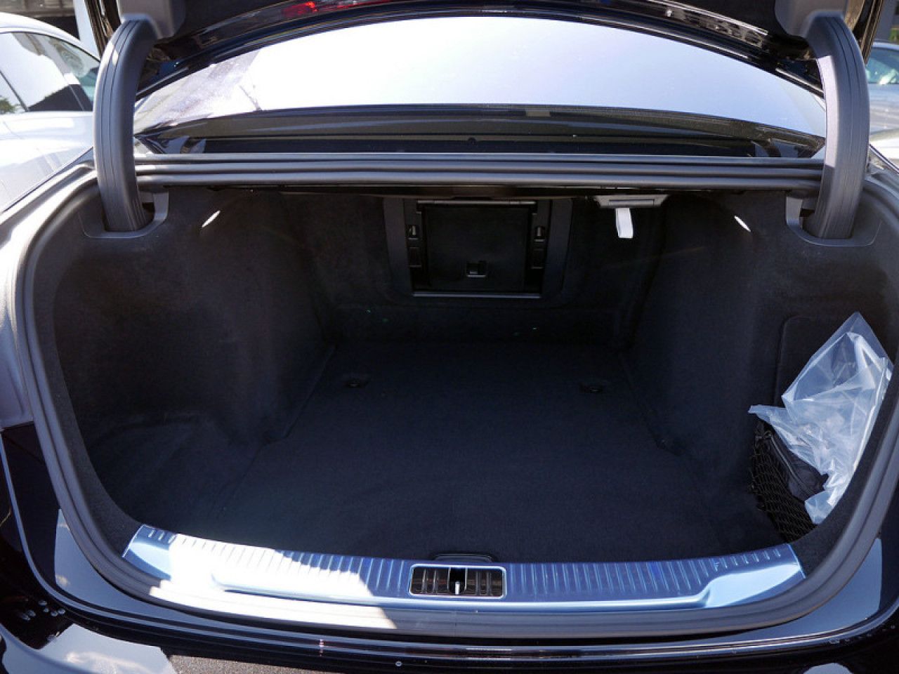 Mercedes-Benz S-Klasse – Bild 10