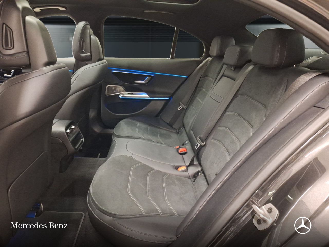 Mercedes-Benz E-Klasse – Bild 15
