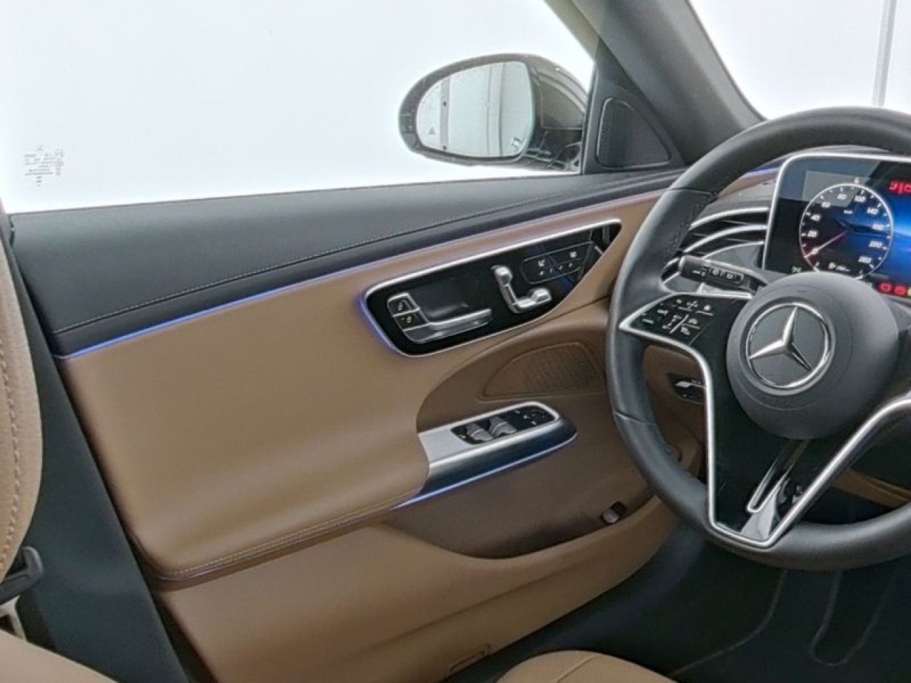 Mercedes-Benz E-Klasse – Bild 8