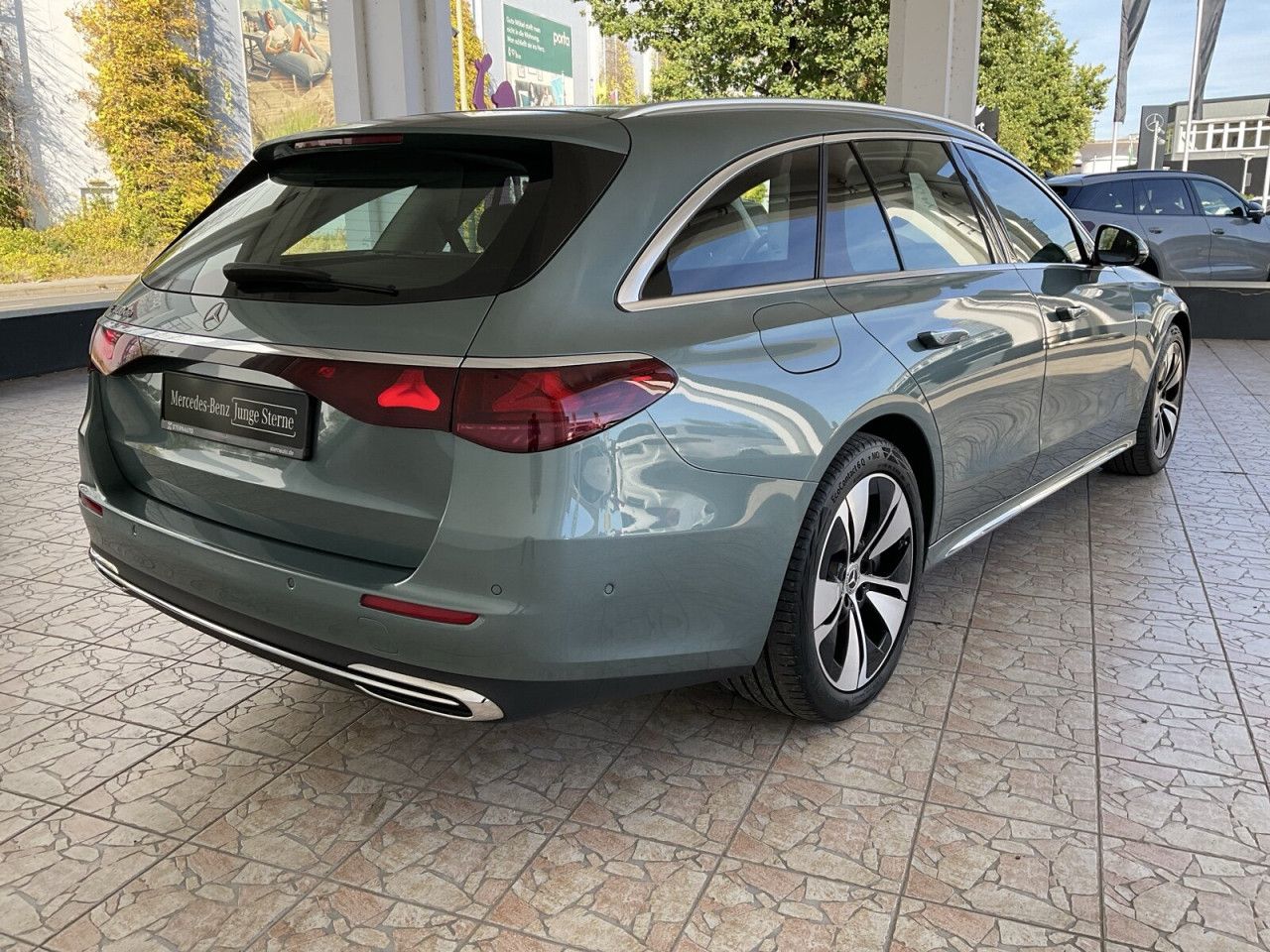 Mercedes-Benz E-Klasse – Bild 5
