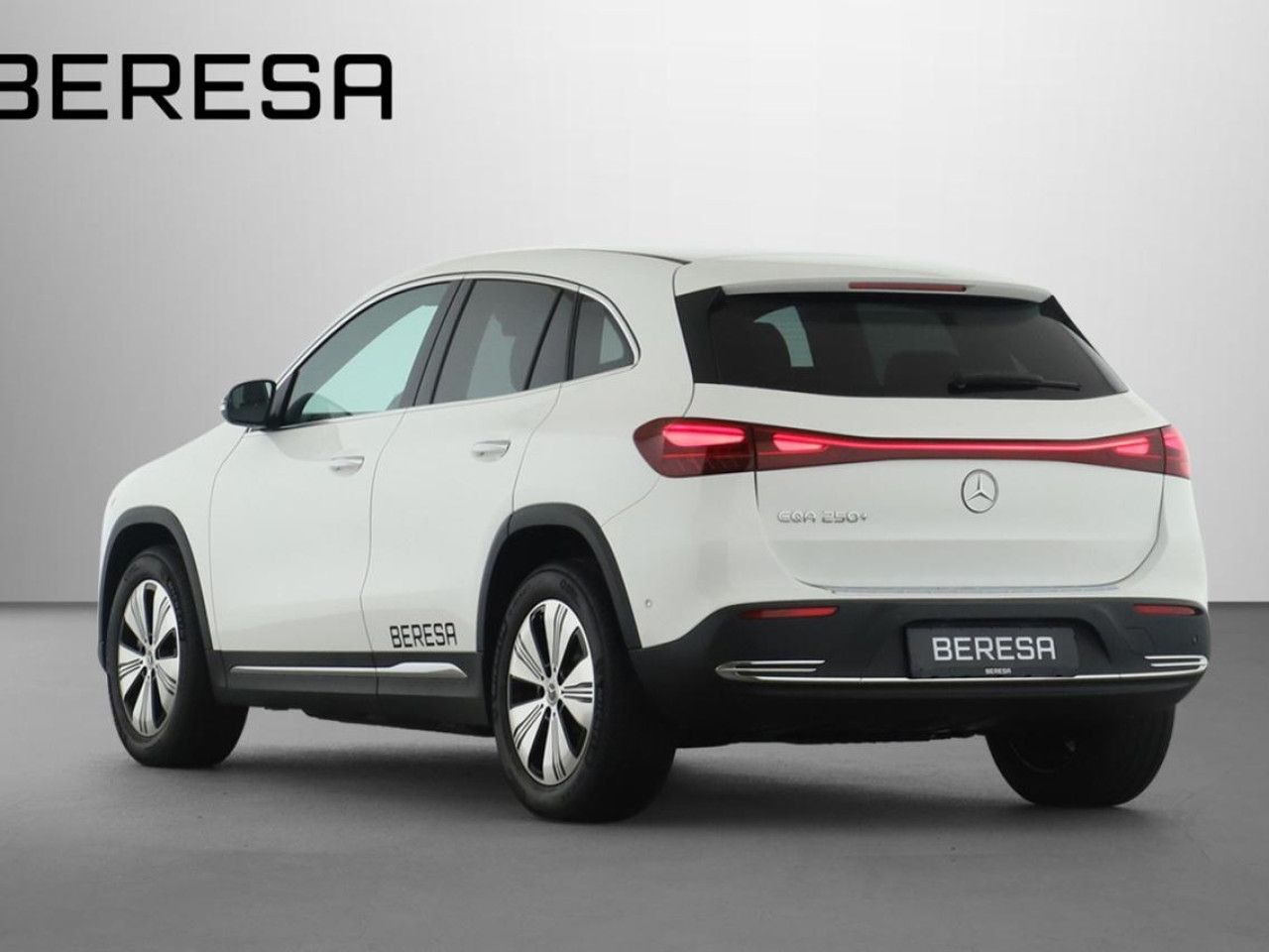 Mercedes-Benz EQA – Bild 4