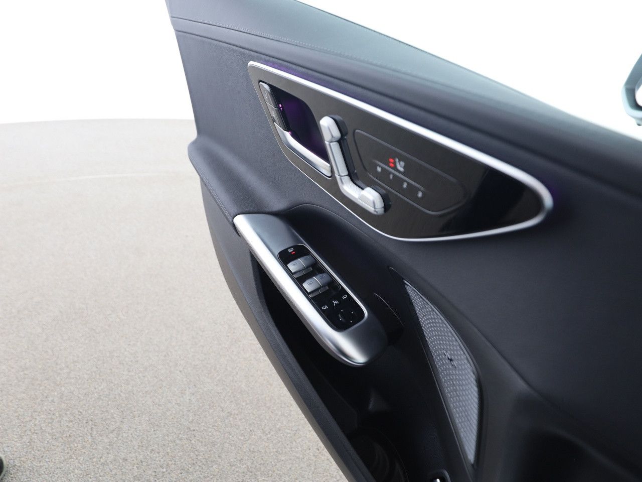 Mercedes-Benz C-Klasse – Bild 12