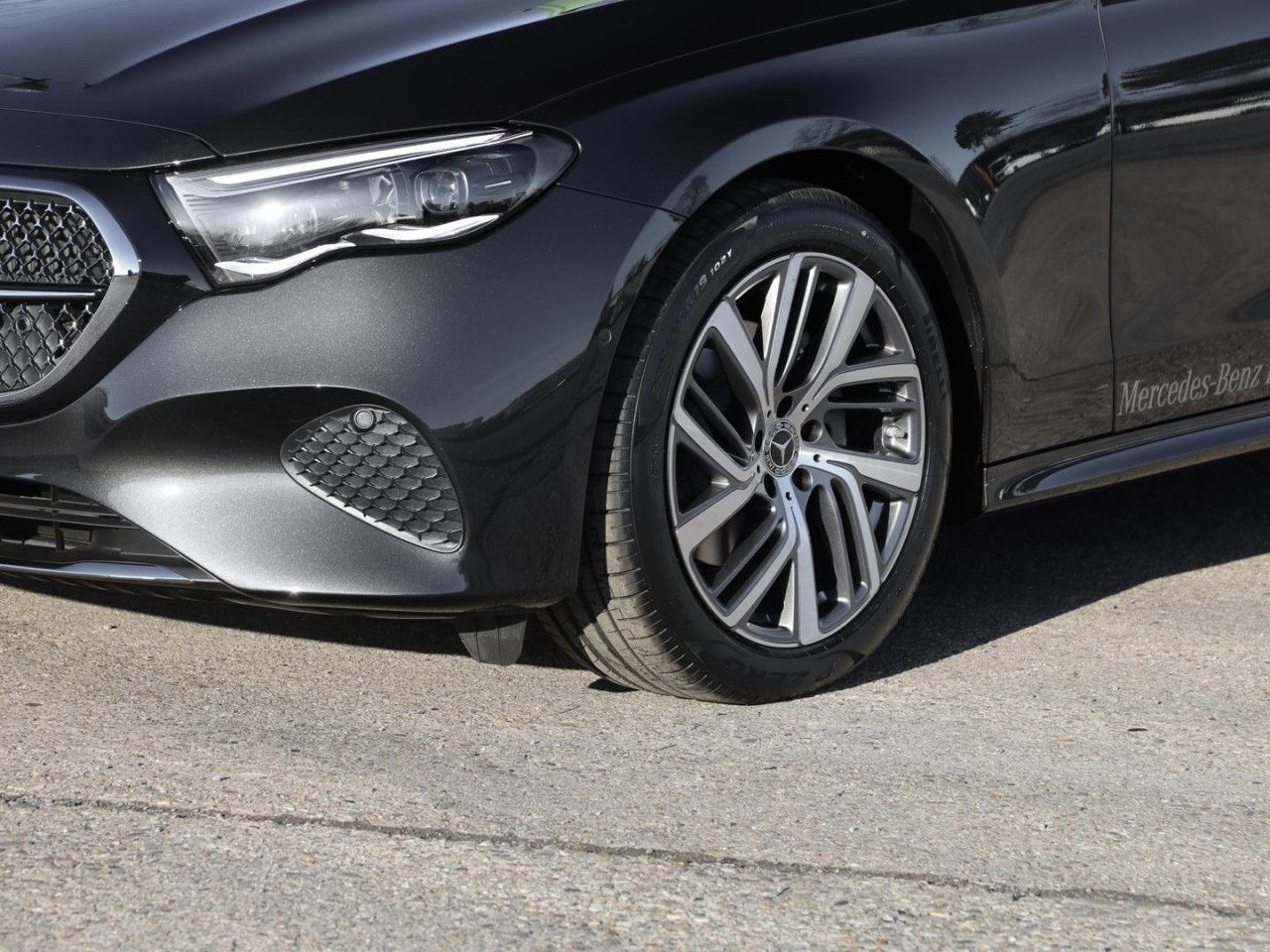 Mercedes-Benz E-Klasse – Bild 10