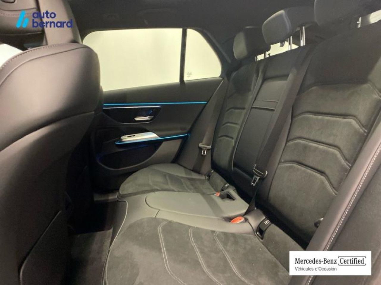 Photo du v&eacute;hicule 10 / 18