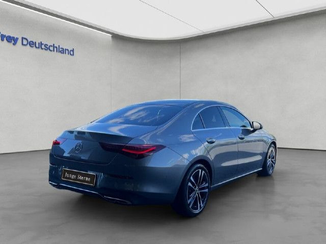 Mercedes-Benz CLA 180