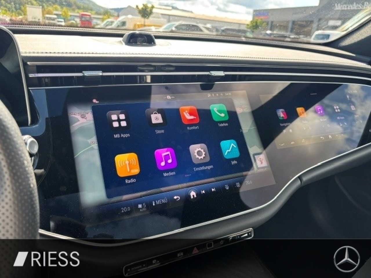 Mercedes-Benz E-Klasse – Bild 14
