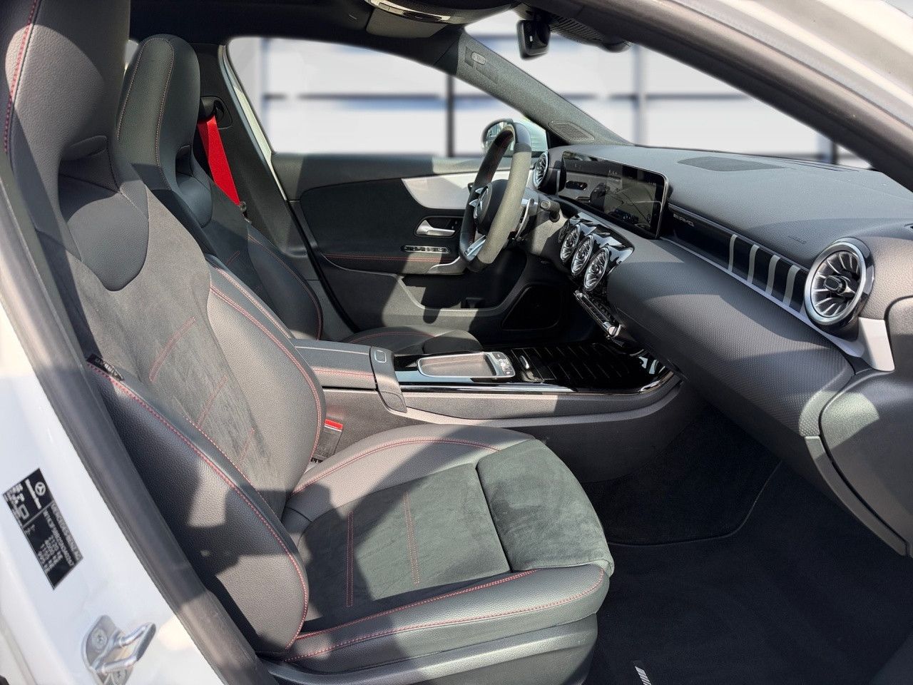 Mercedes-Benz A-Klasse – Bild 11