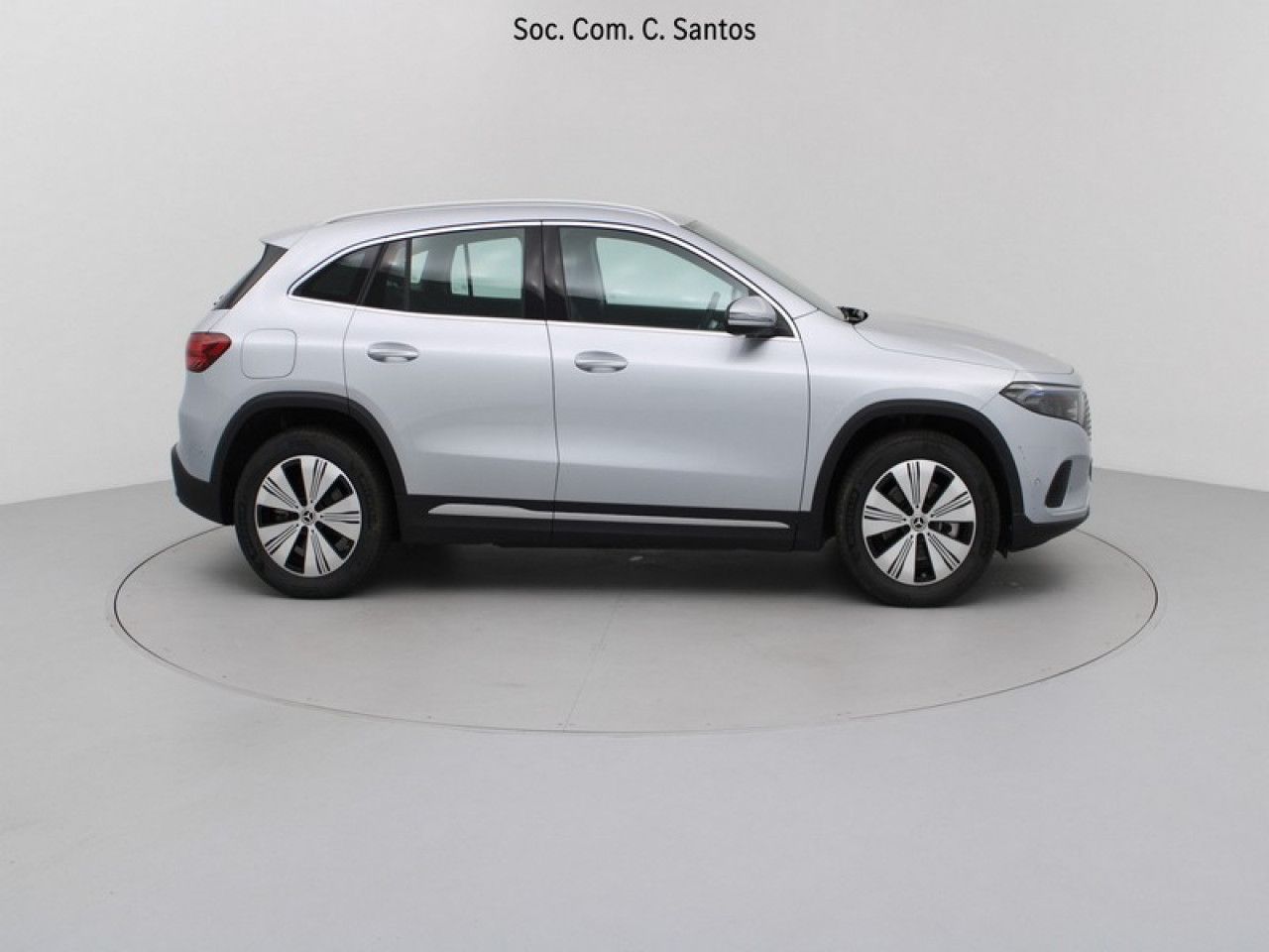 Imagem do veículo 2 / 18