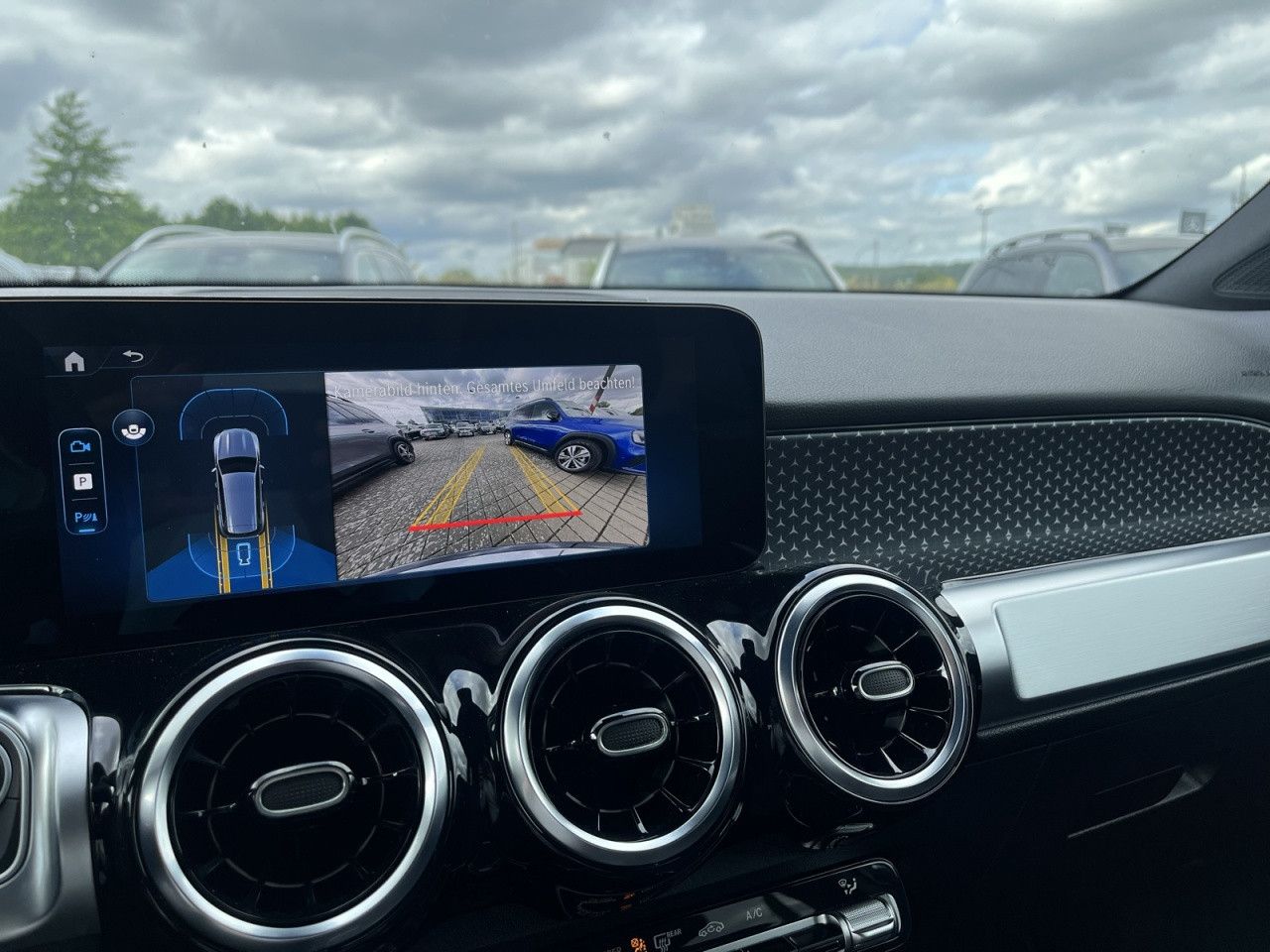 Mercedes-Benz GLB – Bild 11