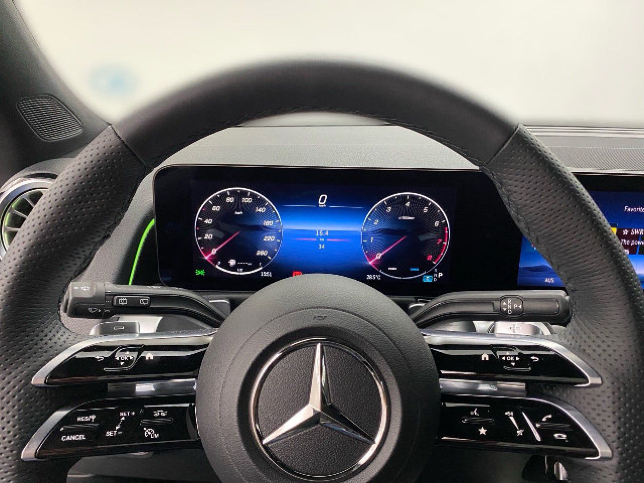Mercedes-Benz GLB – Bild 8