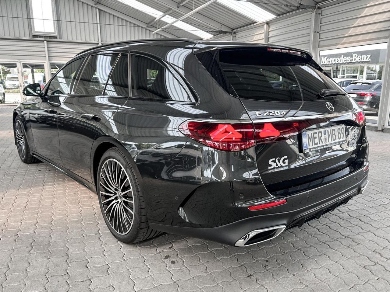 Mercedes-Benz E-Klasse – Bild 4