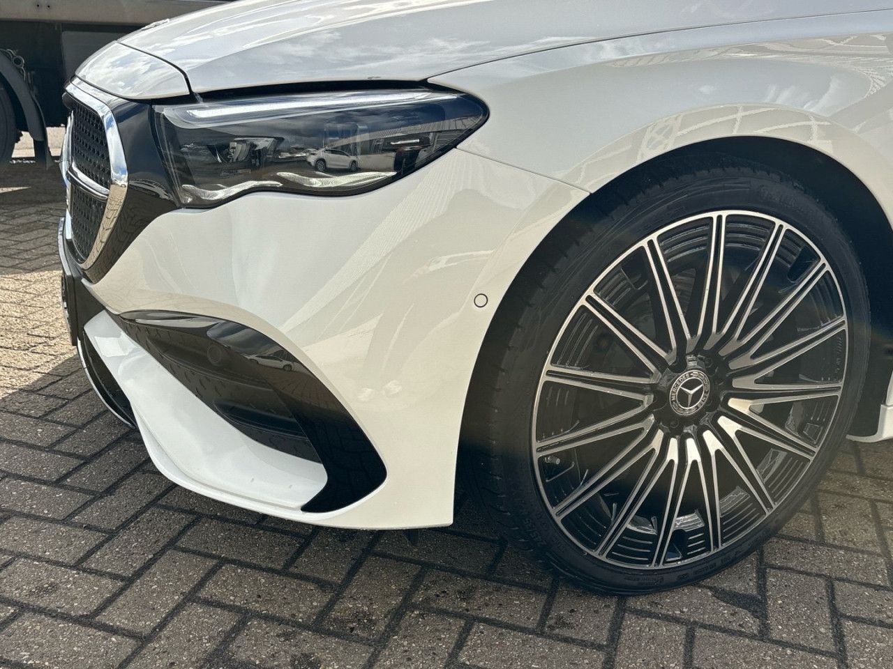 Mercedes-Benz E-Klasse – Bild 5