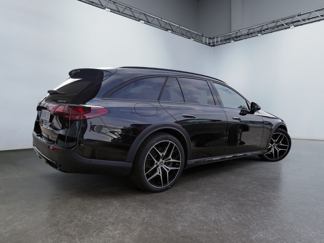 Mercedes-Benz E-Klasse – Bild 2