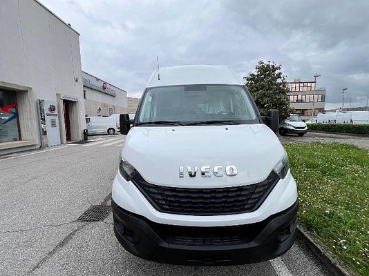 Immagine del veicolo 3 / 15